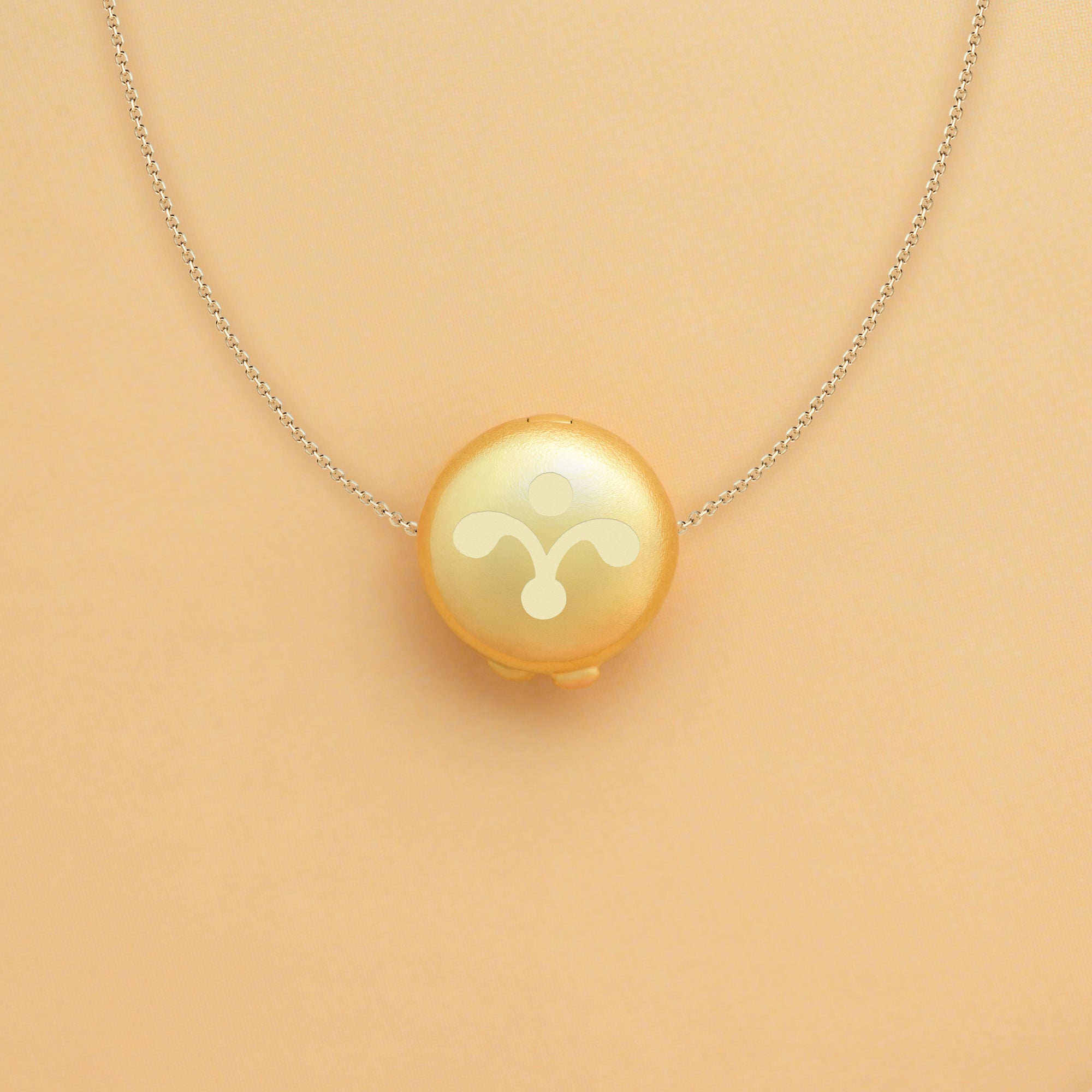 Reversible Necklace Charm – Yooshi® Crown (Signature)