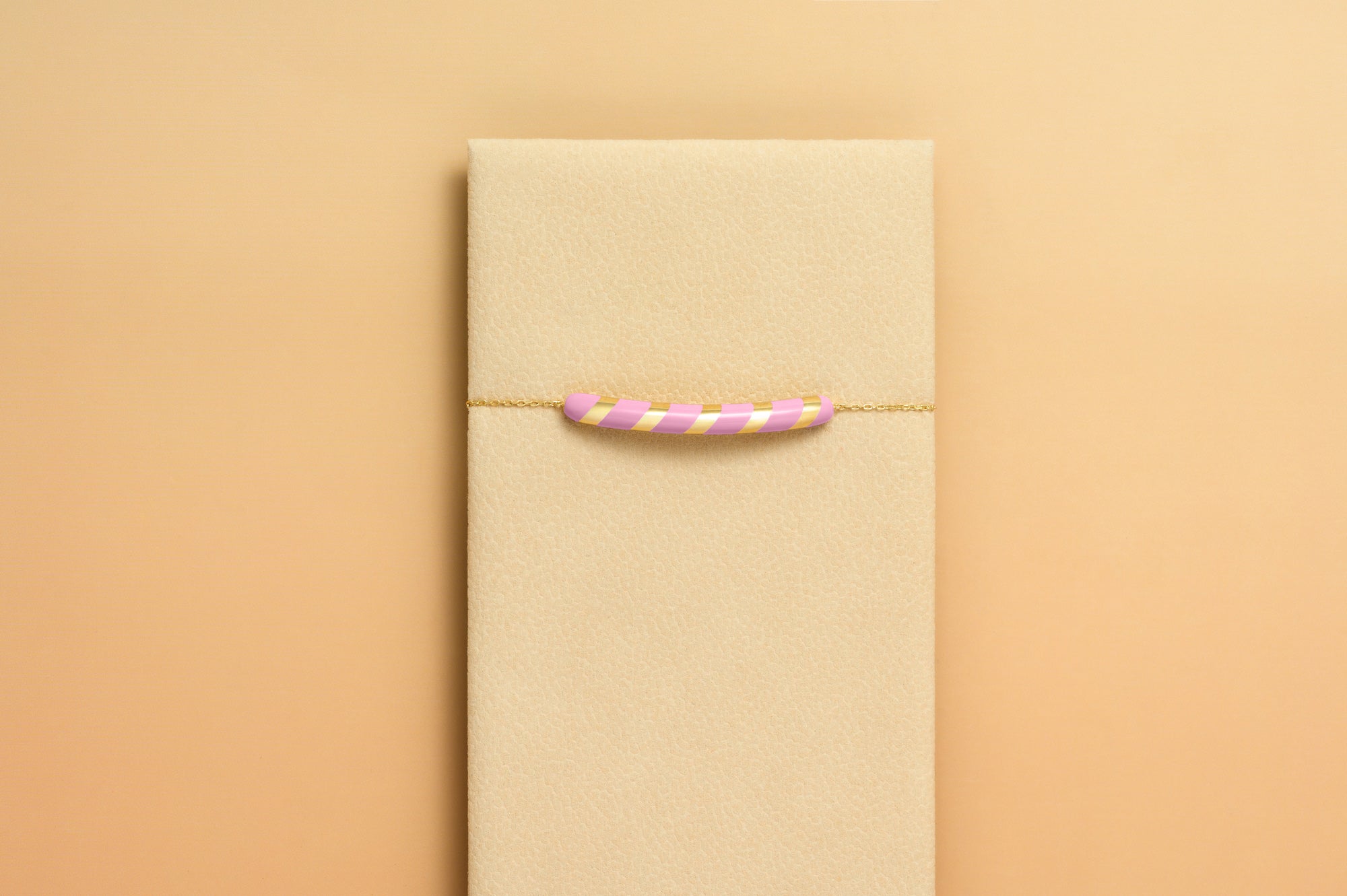 Mommy Bracelet - Pink Marshmallow (Love)