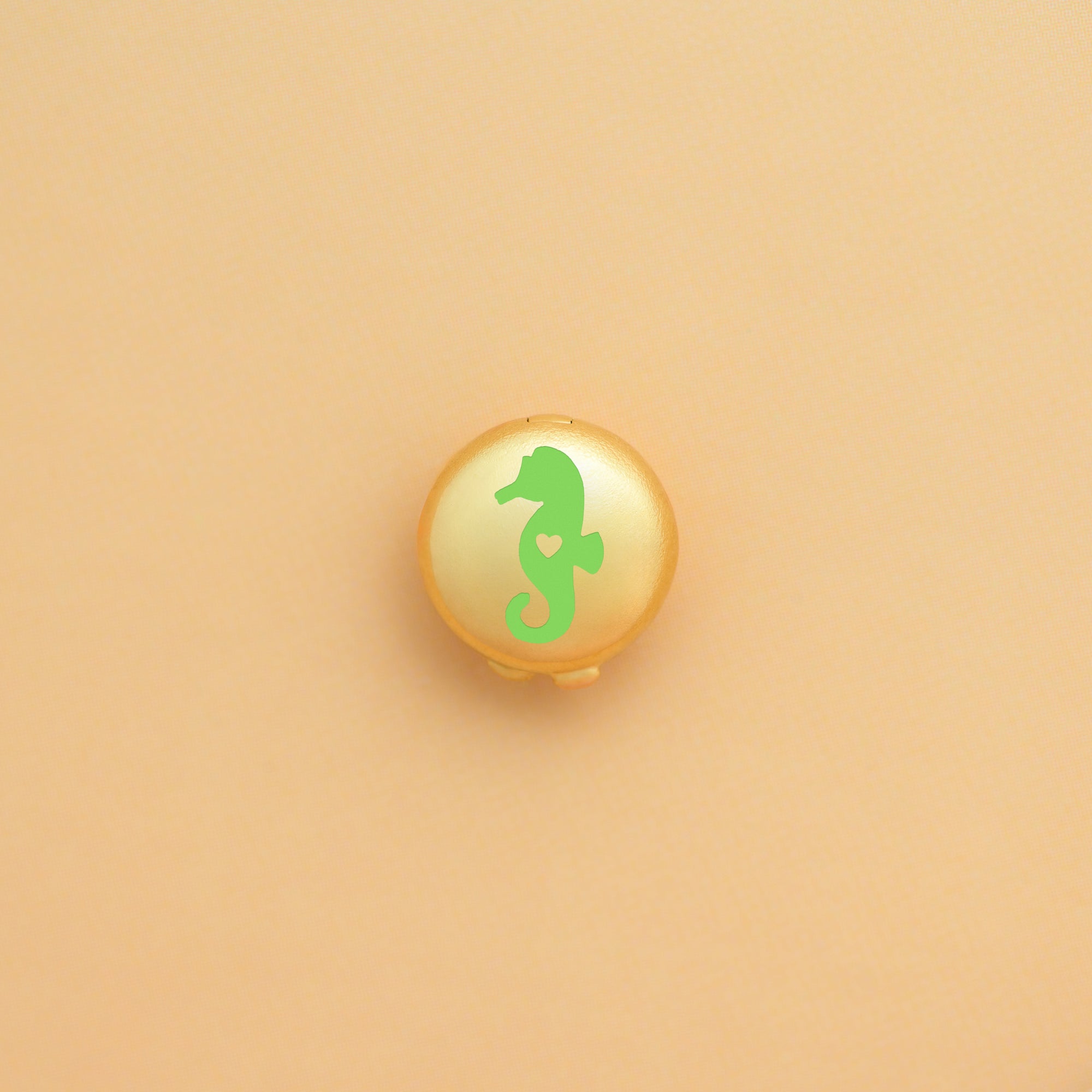 Reversible Bracelet Charm – Seahorse (Guided Patience)